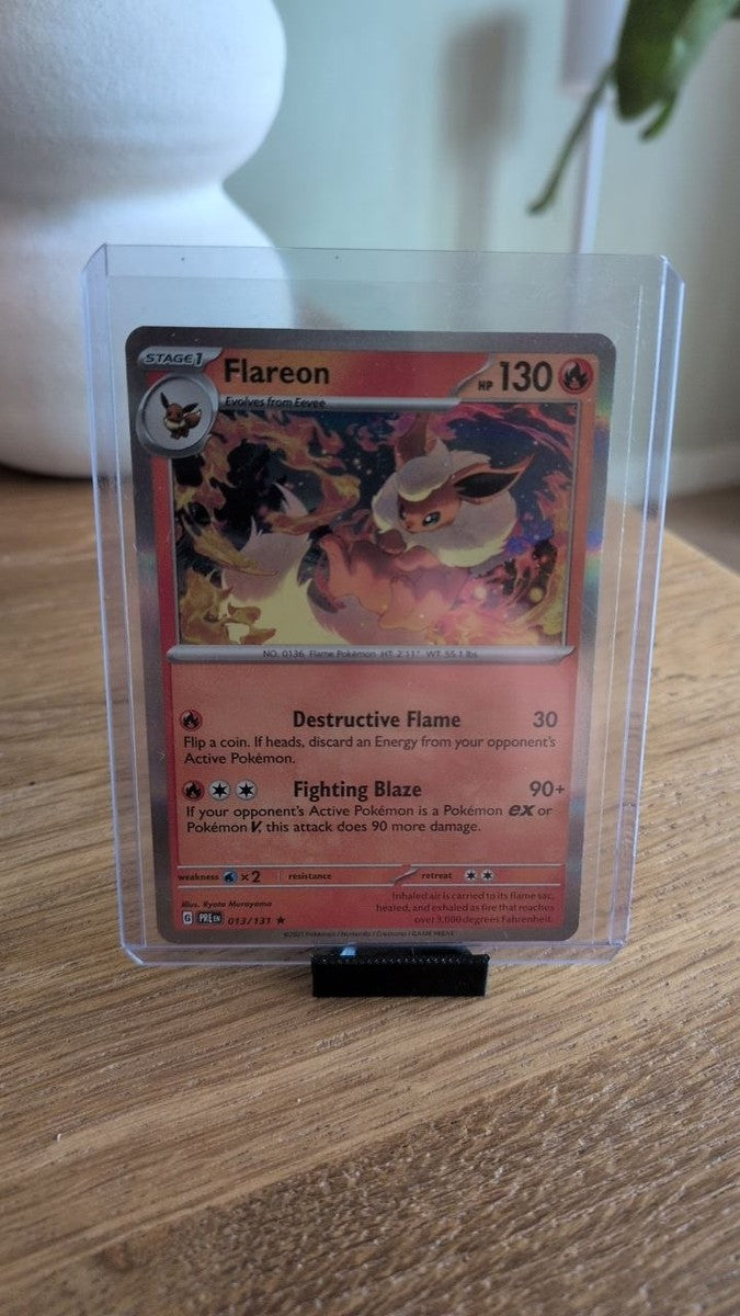 Flareon 013/131 - Prismatic Evolutions - Pokémon kaart